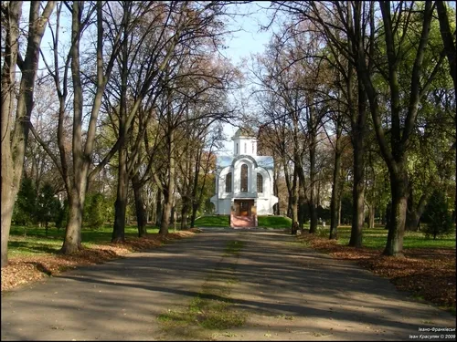 Парк «Воїнів - Інтернаціоналістів» («Піонерський») — фото 1