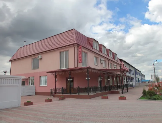 Готель «Юність» — фото 2