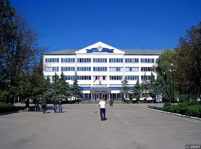 Івано-Франківський фізико-технічний ліцей-інтернат — фото 2