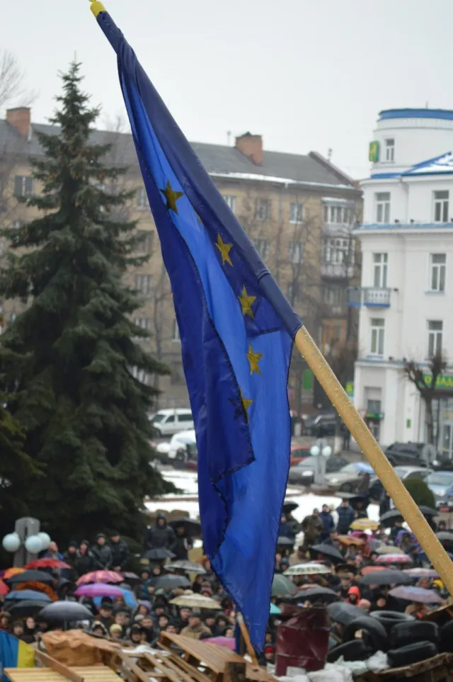 В Івано-Франківську пройшов двогодинний попереджувальний страйк «Не бійся, ти – українець» — фото 2