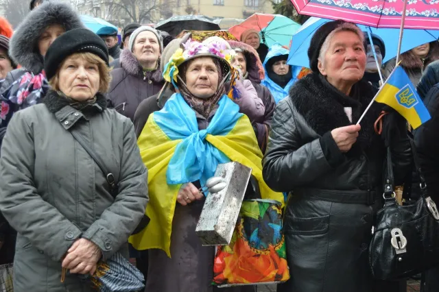 В Івано-Франківську пройшов двогодинний попереджувальний страйк «Не бійся, ти – українець» — фото 5