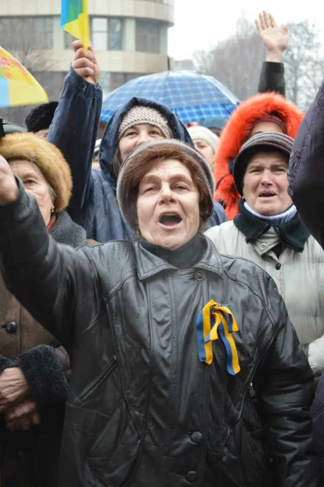 В Івано-Франківську пройшов двогодинний попереджувальний страйк «Не бійся, ти – українець» — фото 6