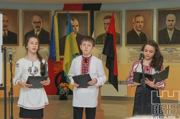 В Івано-Франківську вшанували Романа Шухевича (Фоторепортаж) — фото 6