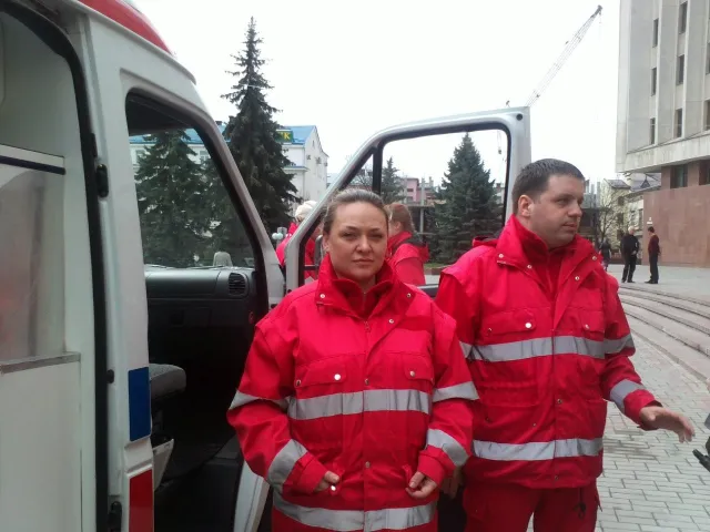 Польща подарувала Івано-Франківську реанімобіль, обладнаний найсучаснішим медичним устаткуванням (Фоторепортаж) — фото 1