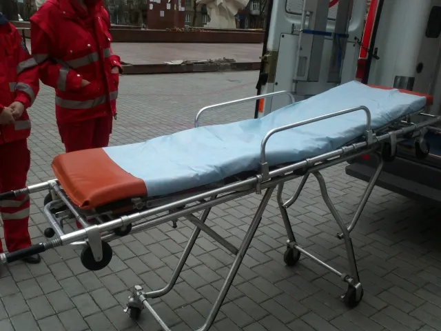 Польща подарувала Івано-Франківську реанімобіль, обладнаний найсучаснішим медичним устаткуванням (Фоторепортаж) — фото 2