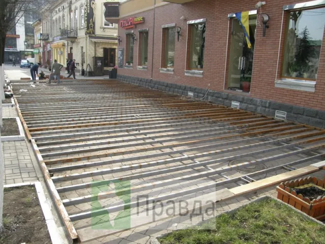 У Івано-Франківськ приїхали «літні майданчики» (Фоторепортаж) — фото 3