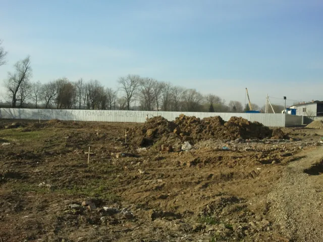 В Івано-Франківську будівельники повністю знищили природнє озерце (Фоторепортаж) — фото 4