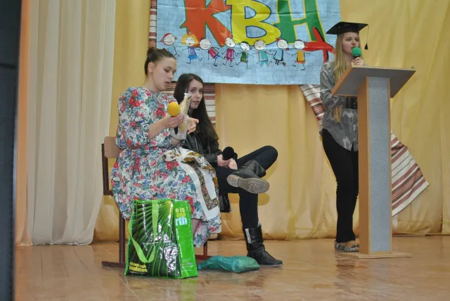 В обласному центрі Прикарпаття відбулася третя півфінална гра другого сезону чемпіонату шкільних команд КВН «Лінійка+» (Фоторепортаж) — фото 6