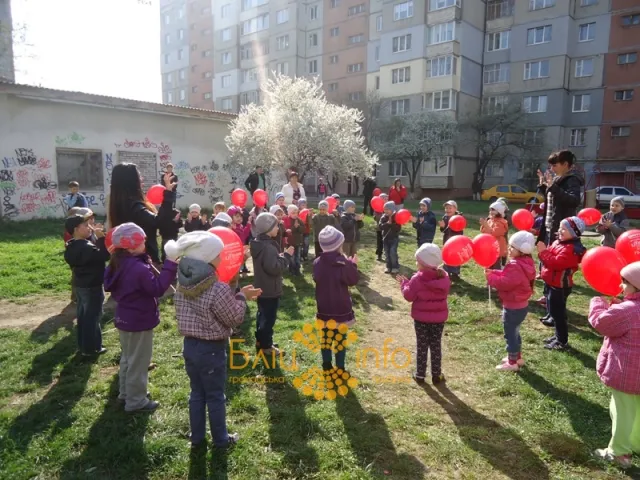 В Івано-Франківську відбулося урочисте відкриття нового спортивно-ігрового майданчику (Фоторепортаж) — фото 4