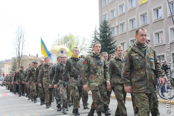 Активісти нагадали Працівникам СБУ про Небесну сотню (Фоторепортаж) + (Відео) — фото 2