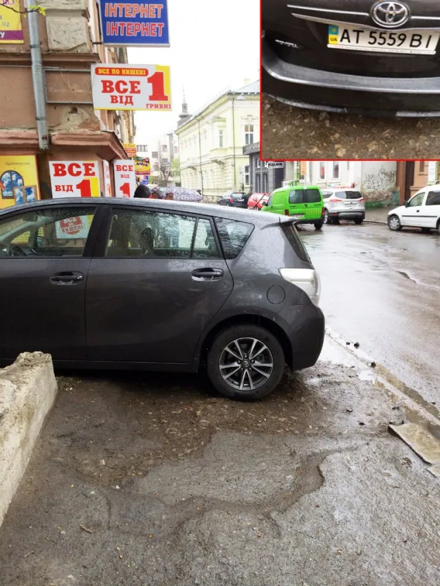 Підбірка фотографій «найкращих» авторагулів Івано-Франківська за останній тиждень (Фоторепортаж) — фото 1