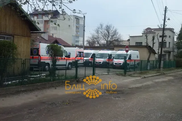 Івано-Франківщина отримала близько десяти автомобілів швидкої допомоги (Фото) — фото 3
