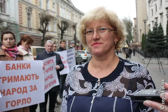 Прикарпатці влаштували пікет під стінами Нацбанку (Фоторепортаж) + (Відео) — фото 6