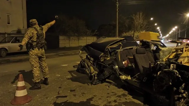Вчора ввечері в Івано-Франківську трапилась страшна ДТП (Фото) + (Відео) — фото 2