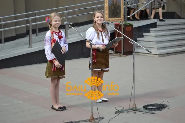 В Івано-Франківську останній день великодніх свят зустрічали радісно й весело (Фоторепортаж) — фото 1