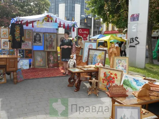 В Івано-Франківську розпочалася акція «Купуємо івано-франківське – даємо роботу івано-франківцям» (Фоторепортаж) — фото 7