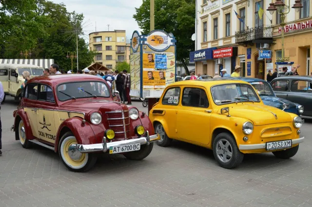 В Івано-Франківську відбувся авто-мото-велопробіг «За мир і єдність в Україні» (Фоторепортаж) — фото 1