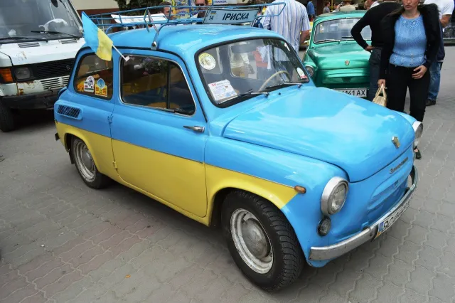 В Івано-Франківську відбувся авто-мото-велопробіг «За мир і єдність в Україні» (Фоторепортаж) — фото 2