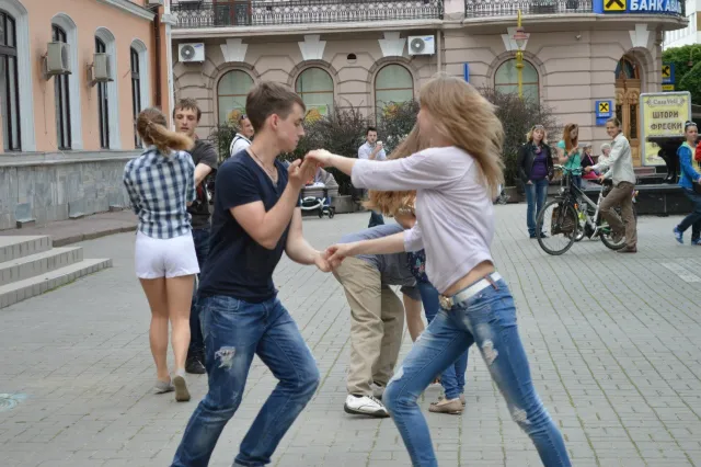 В Івано-Франківську пройшов День вуличної музики (Фоторепортаж) + (Відео) — фото 5