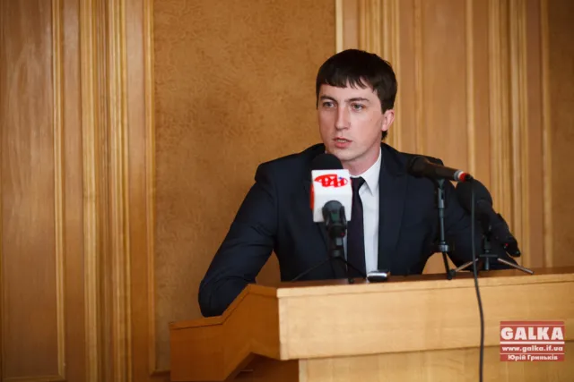 Сьогодні презентували найперший в Україні мобільний додаток від міської влади (Фото) — фото 2