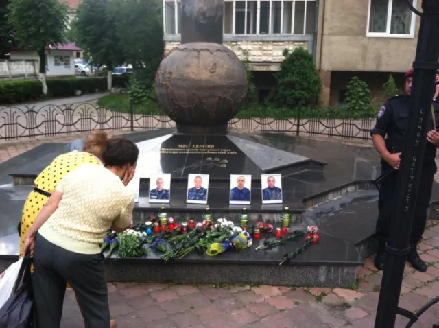 Стали відомі прізвища загиблих в Слов’янську прикарпатських військових (Фото) — фото 4