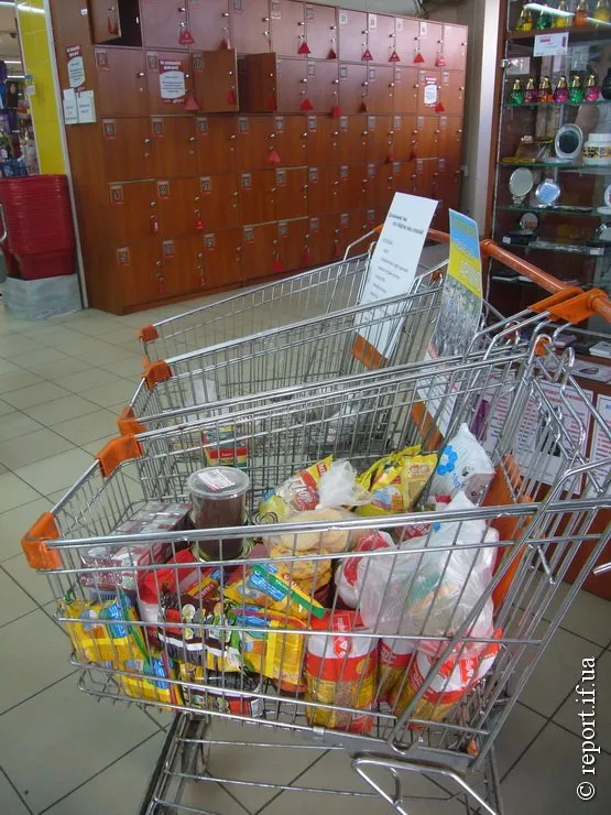 В Івано-Франківську стартувала акція підтримки українських військовослужбовців (Фото) — фото 2