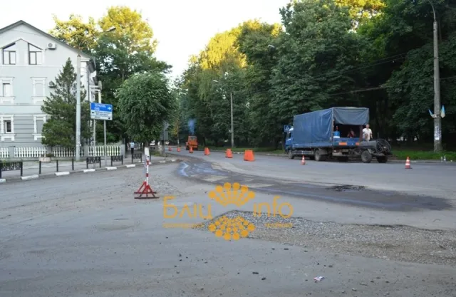 В Івано-Франківську розпочали ремонт вулиці Василіянок (Фото) — фото 3
