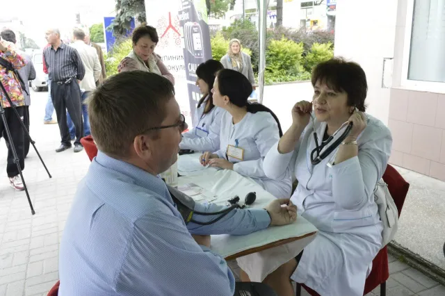 З 9 години ранку в центрі Івано-Франківська триває акція «Наше здоров’я» (Фоторепортаж) — фото 3