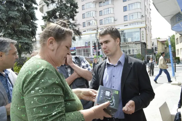 З 9 години ранку в центрі Івано-Франківська триває акція «Наше здоров’я» (Фоторепортаж) — фото 9