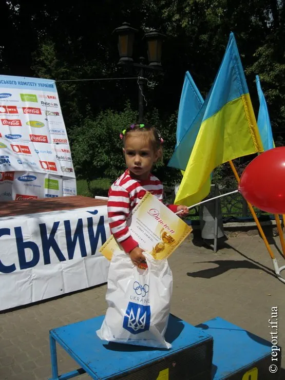 В Івано-Франківську пройшов Олімпійський день з бігу (Фото) — фото 4