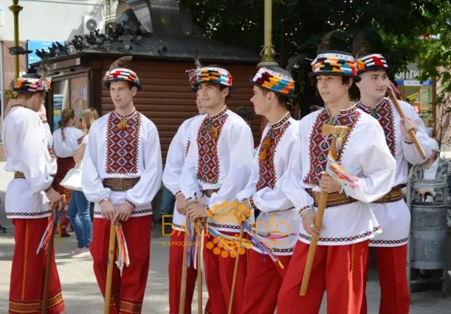 Відбулися урочистості до Дня Конституції та Дня проголошення Акту Української держави (Фоторепортаж) — фото 8