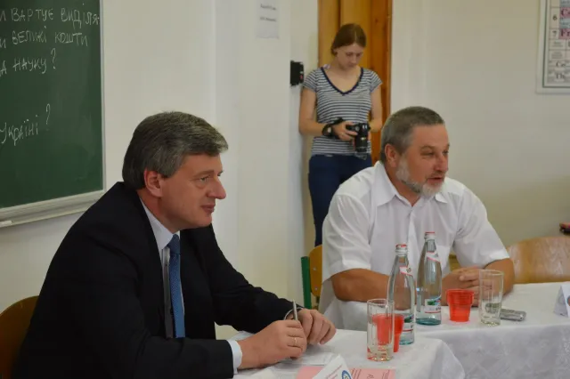 Вже другий день в Івано-Франківську працює Карпатська літня школа з біохімії (Фоторепортаж) — фото 4