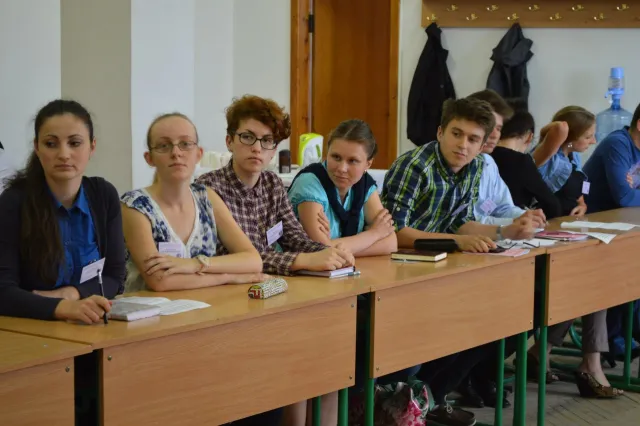 Вже другий день в Івано-Франківську працює Карпатська літня школа з біохімії (Фоторепортаж) — фото 5