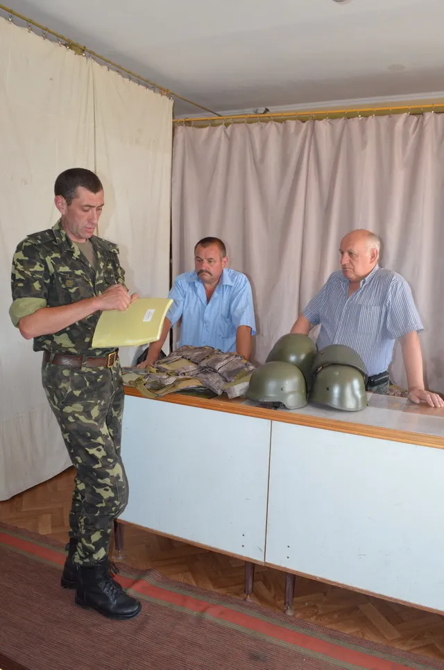 Військові 5-го батальйону територіальної оборони укомплектовані бронежилетами на 100% — фото 6