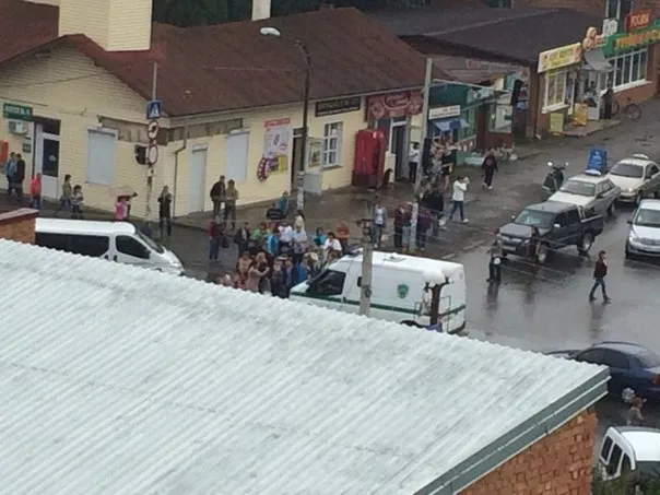На Прикарпатті жінки протестують проти часткової мобілізації (Фото) — фото 4