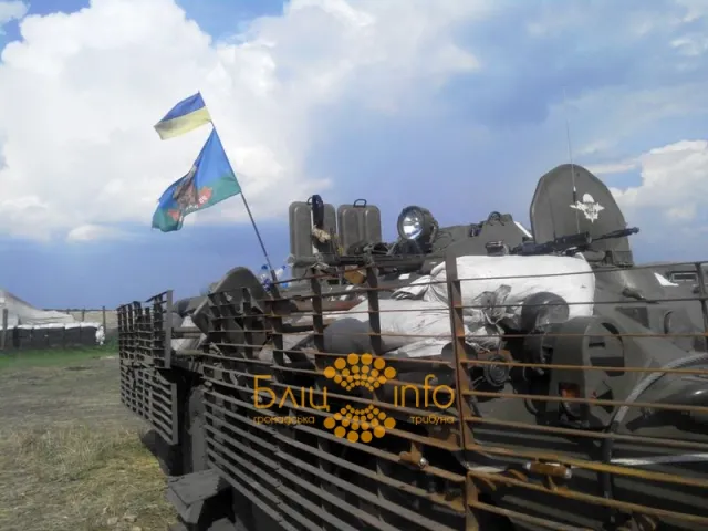 Франківці за два дні об’їздили 500 кілометрів «територією війни» (Фоторепортаж) — фото 2