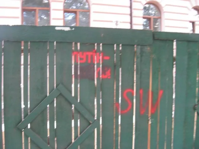 В Івано-Франківську з’явились прихильники Путіна? (Фото) — фото 1