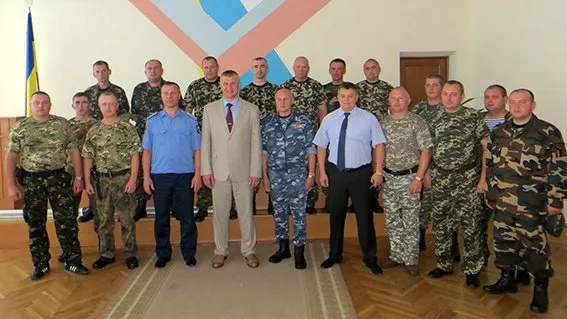 Прикарпатські правоохоронці знову відправились у зону АТО (Фото) — фото 3