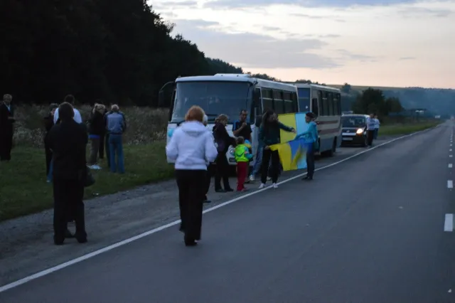 На Прикарпатті зустріли 5-й батальйон (Фоторепортаж) + (Відео) — фото 1