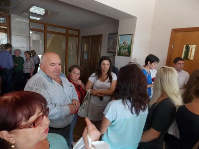 Матері та дружини військовослужбовців 5 батальйону Прикарпаття пікетували ОДА (Фоторепортаж) — фото 3