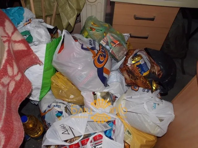 Волонтери продовжують збирати допомогу бійцям на схід (Фоторепортаж) — фото 8