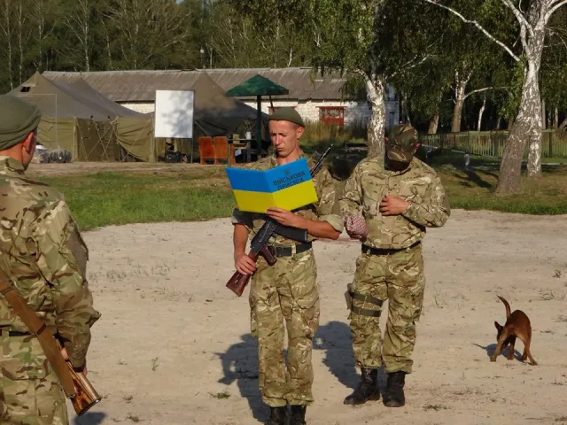 Бійці 4-го батальйону з Івано-Франківська, продовжують захищати Україну (Фоторепортаж) — фото 3