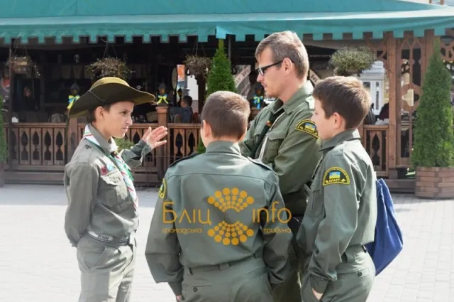 На Площі ринок відбулося урочисте відкриття Пластового року (Фоторепортаж) — фото 2