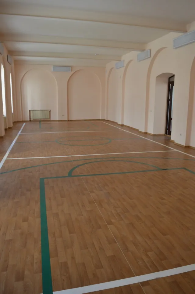 В Івано-Франківську урочисто відкрили відремонтовану Католицьку школу (Фоторепортаж) — фото 7