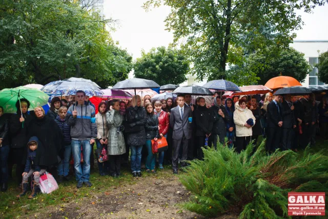 В Івано-Франківську встановили обеліск пам’яті Героя Небесної сотні Романа Гурика (Фоторепортаж) — фото 7