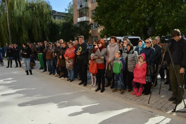 В Івано-Франківську відбулося відкриття новозбудованого дитячо-юнацького центру (Фоторепортаж) — фото 8
