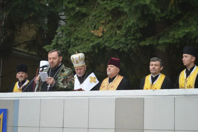 20 бійців батальйону спеціального призначення Івано-Франківськ прийняли присягу (Фоторепортаж) — фото 1