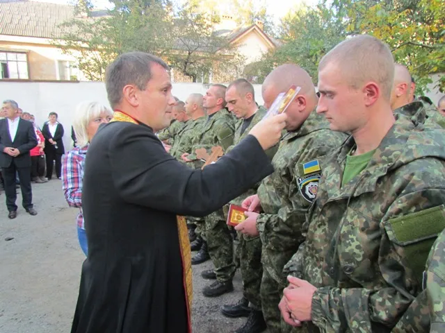 Спецбатальйон «Івано-Франківськ» знову відправився на Схід (Фоторепортаж) + (Відео) — фото 2