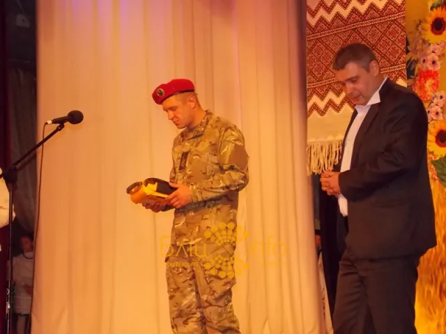 В обласній філармонії відбувся благодійний концерт «Так, я люблю Україну!» (Фоторепортаж) — фото 8