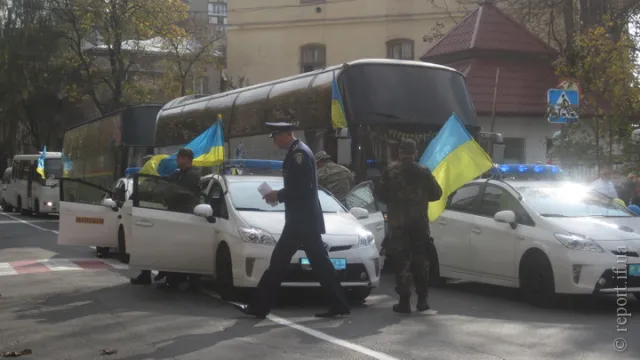 В Івано-Франківськ повернулись 95 бійців, які більше місяця воювали у зоні АТО (Фоторепортаж) + (Відео) — фото 3